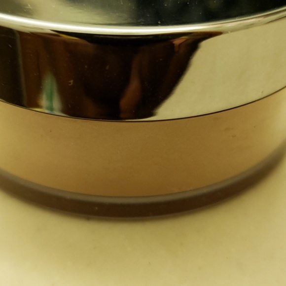 Makeup - Picture 4 of 4